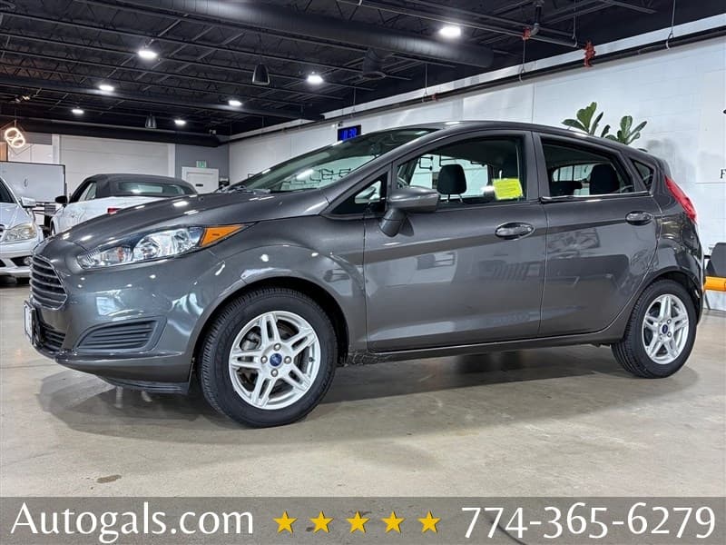 2019 Ford Fiesta SE photo 1