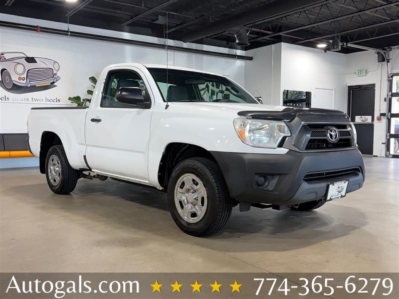 2013 Toyota Tacoma Delux photo 1