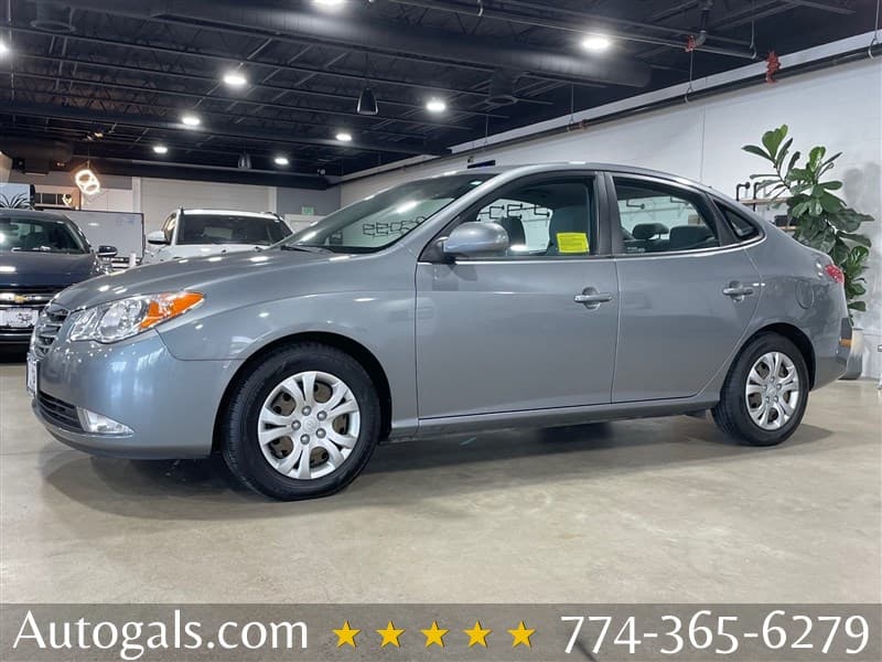 2010 Hyundai Elantra Blue photo 1