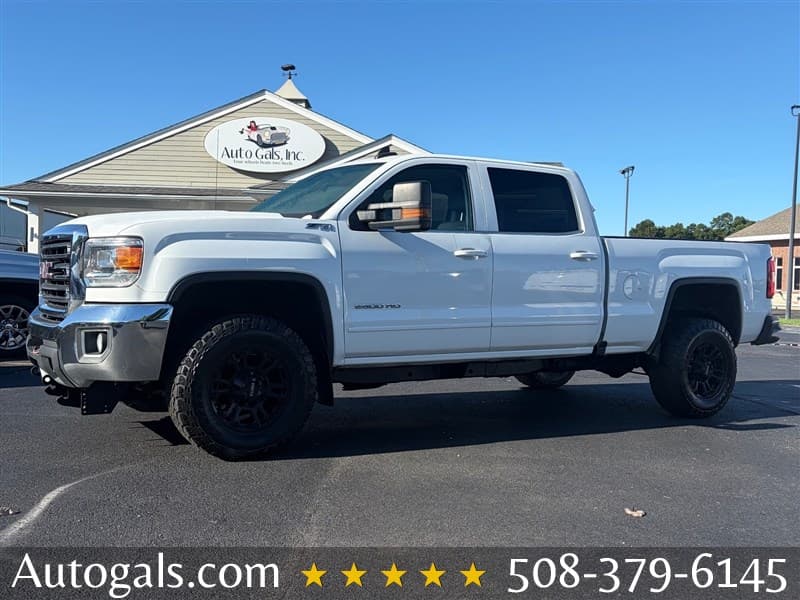 2017 GMC Sierra 2500HD SLE photo 1