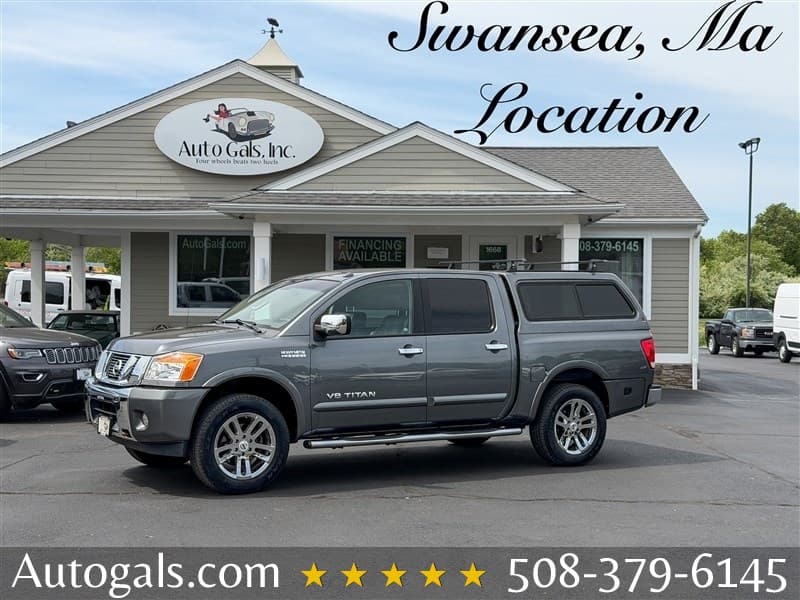 2014 Nissan Titan S photo 1