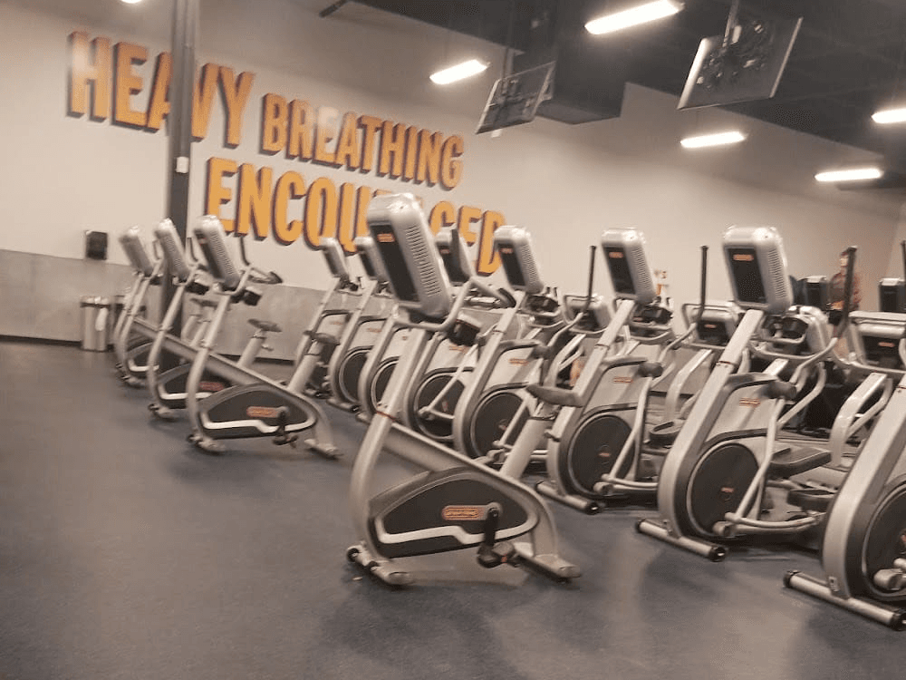 Crunch Fall River cardio