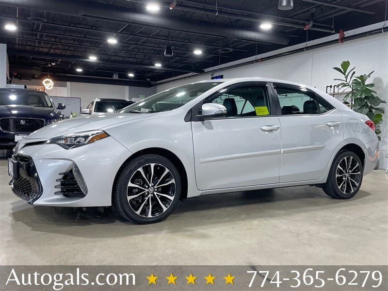 2018 Toyota Corolla L photo 1