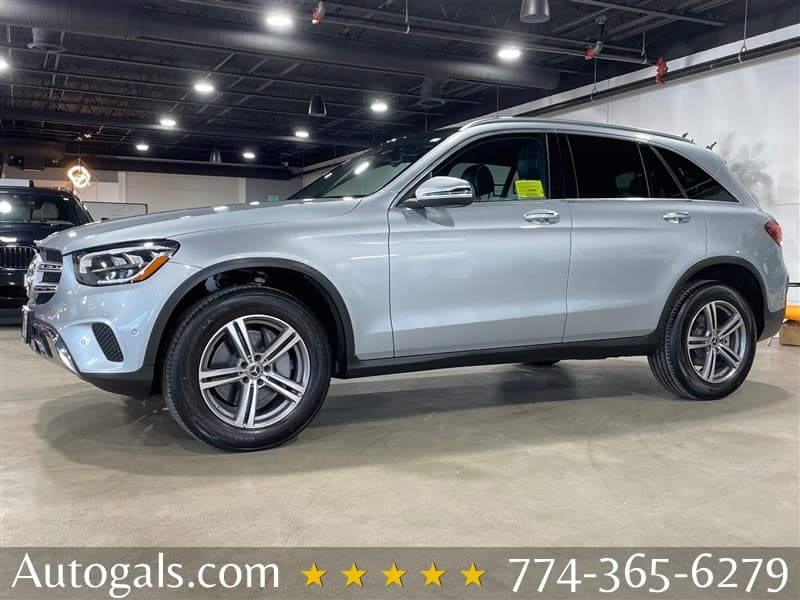 2021 Mercedes-Benz GLC 300 4MATIC photo 1