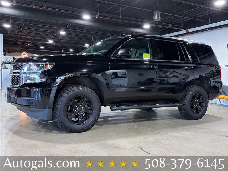 2019 Chevrolet Tahoe LS photo 1